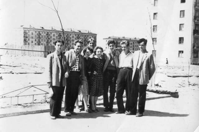 ок.1960 - Справа - дом Первомайская 17а
