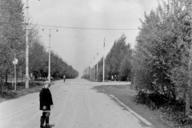1965 - Ул. Первомайская, поворот к переезду у платформы Новодачная
