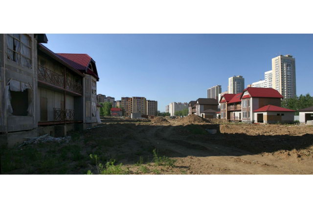 01.06.2009 - Строительство таунхаусов приостановлено