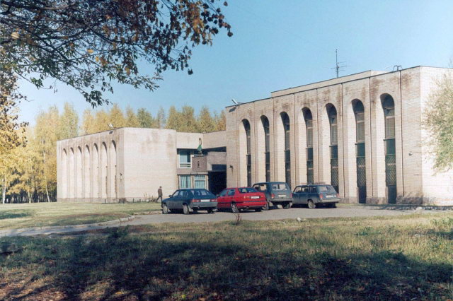 2002 - Здание детской Школы искусств на Спортивной улице