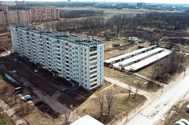 16.04.2001 - Внизу - Лихачевское шоссе