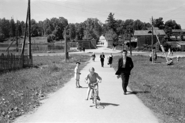 1961 - Вид на Долгие пруды и усадьбу Виноградово от Владимирского храма