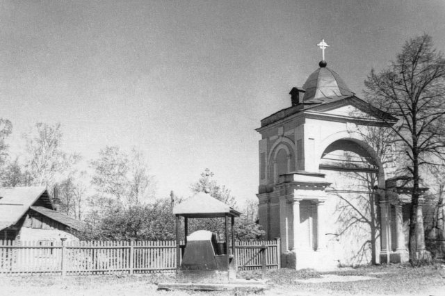 ок.1960 - Звонница Владимирского храма в Виноградово