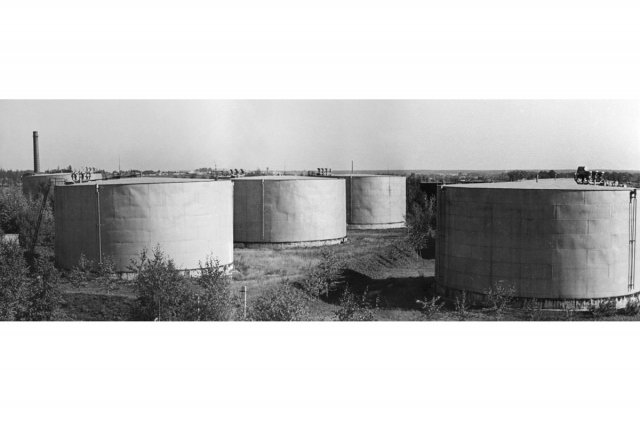 ок.1972 - Резервуары для нефтепродуктов емкостью до 5000 куб.м