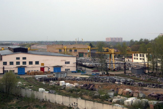 05.05.2009 - Вид на территорию МКК с высоковольтной вышки со стороны канала