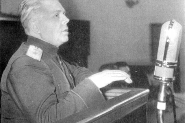 ок.1955 - Петров Иван Федорович - первый ректор МФТИ
