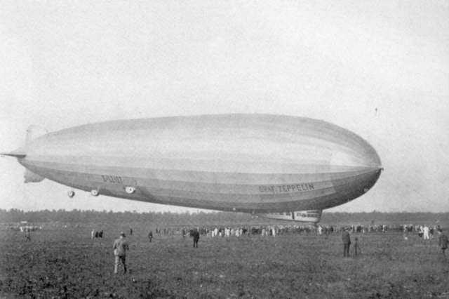 .1928 -    LZ-127 "Graf Zeppelin"