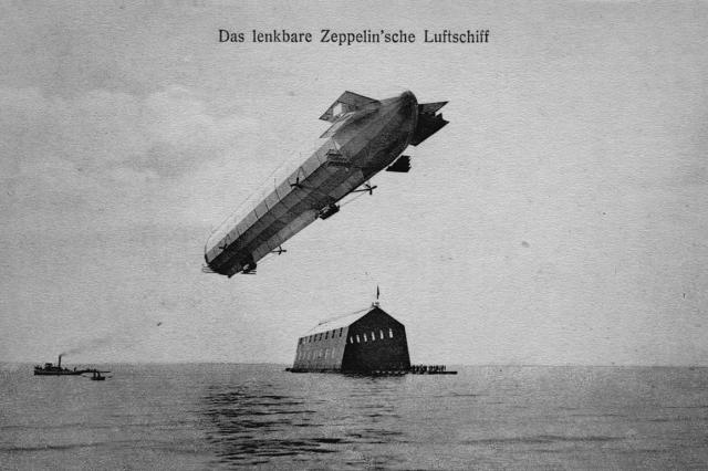 10.1906 - Дирижабль LZ-3 в полете над Боденским озером