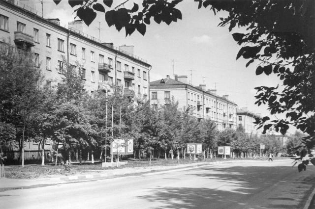 1977 -  