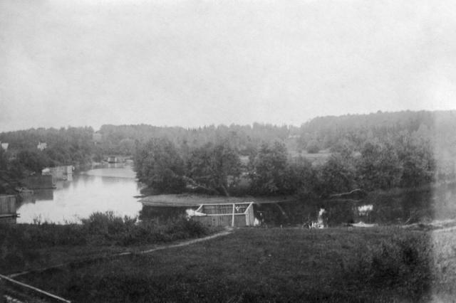 ок.1915 - На реке Клязьме