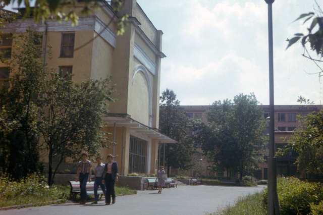 1983 - Лабораторный корпус МФТИ